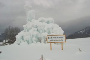 Een winters welkom in het dorp Bad Mitterndorf